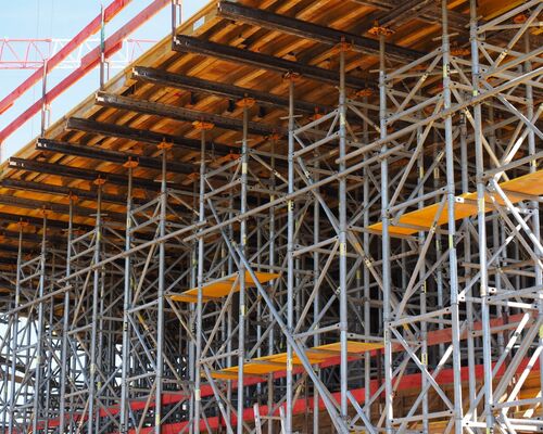 site_construction_work_support_strive_scaffold_house_construction_scaffolding-913774
