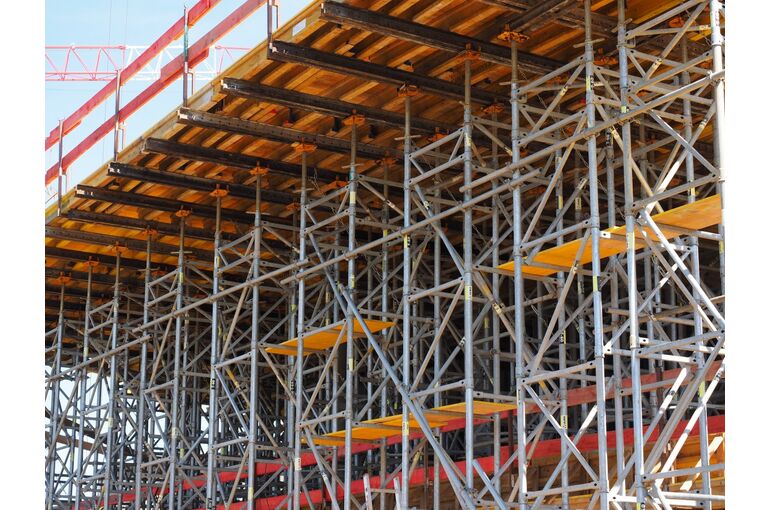 単管パイプと単管クランプの種類や用途