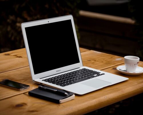 laptop_iphone_desk_notebook_computer-9
